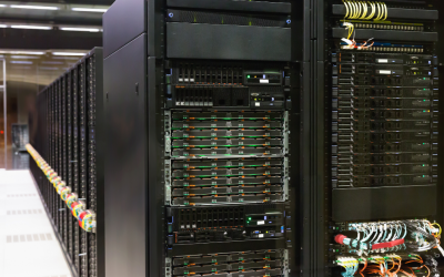 ☕️ Google presenta supercomputadora, Strat-ups UE compiten por chatbots, Signature Bank insiders venden $100M